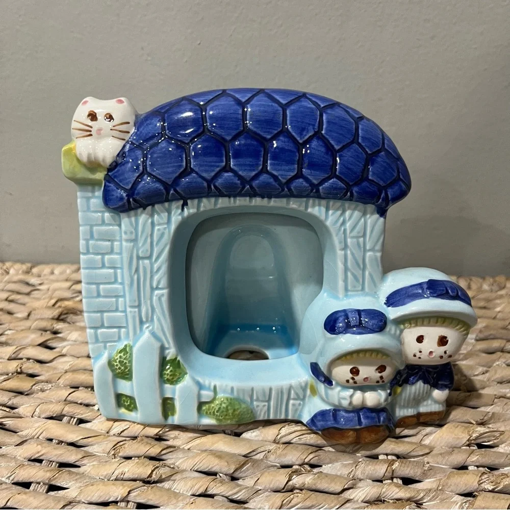 vintage Small photo ceramic frame cat‎ kids Blue House Gate Grandma Core Kitchy
